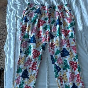 Old Navy Multicolor Holiday Pajama Pants